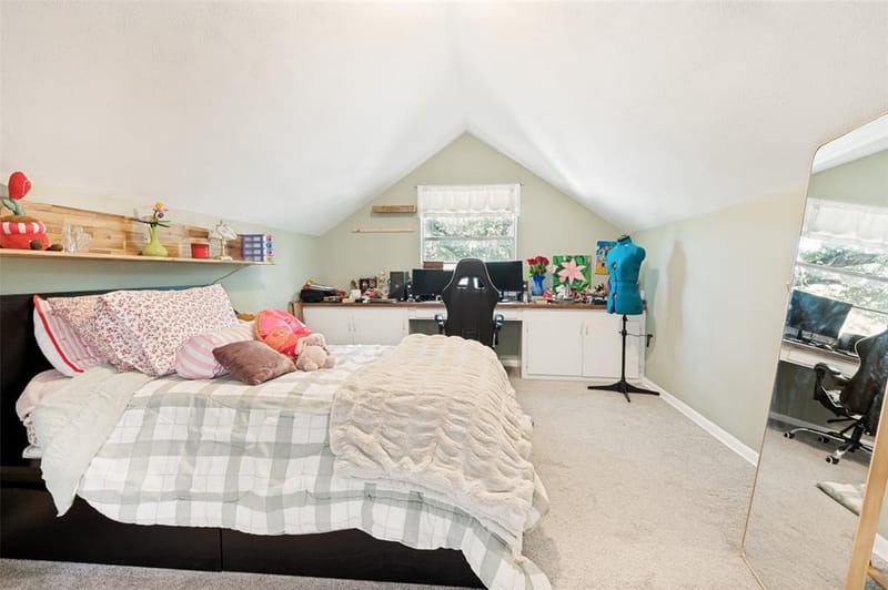 805 Live Oak Lane, Arlington TX 76012 - Photo 10