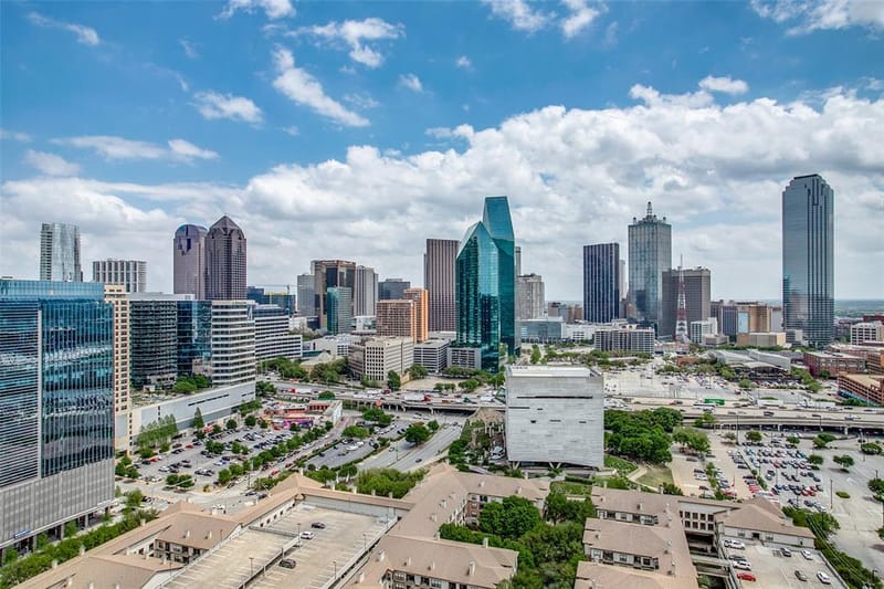 2408 Victory Park Lane # 939, Dallas TX 75219 - Photo 36