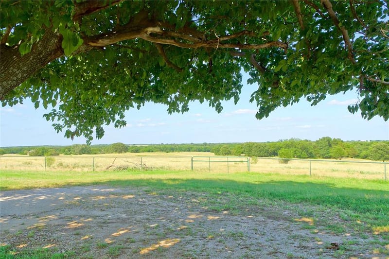 519 Fm 1815, Nocona TX 76255 - Photo 28