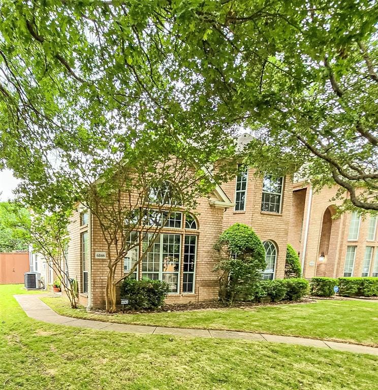 6846 Winston Drive, Frisco TX 75035 - Photo 2