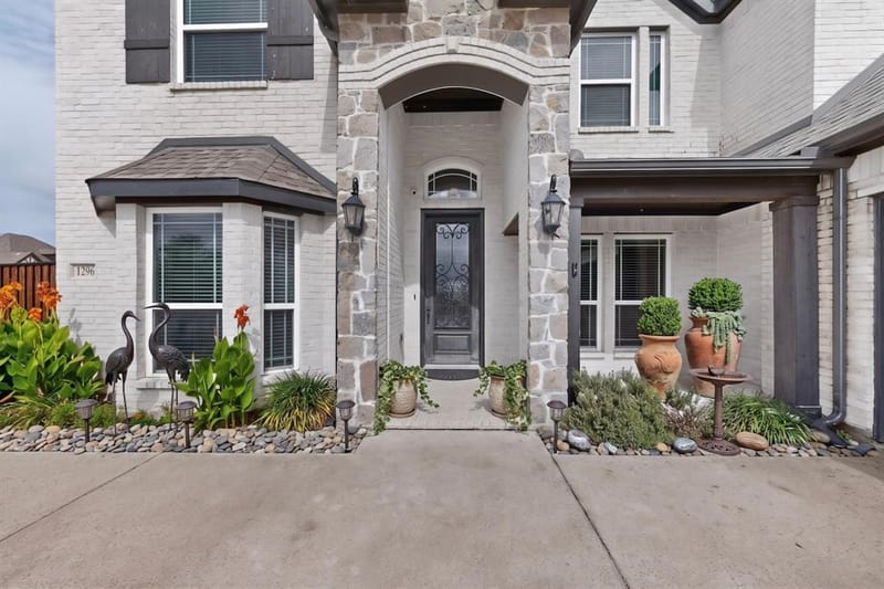1296 Pleasant Run Drive, Haslet TX 76052 - Photo 4