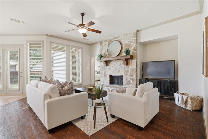 929 Lairds Lane, Allen TX 75013 - Photo 9