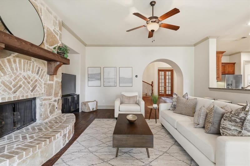 929 Lairds Lane, Allen TX 75013 - Photo 11