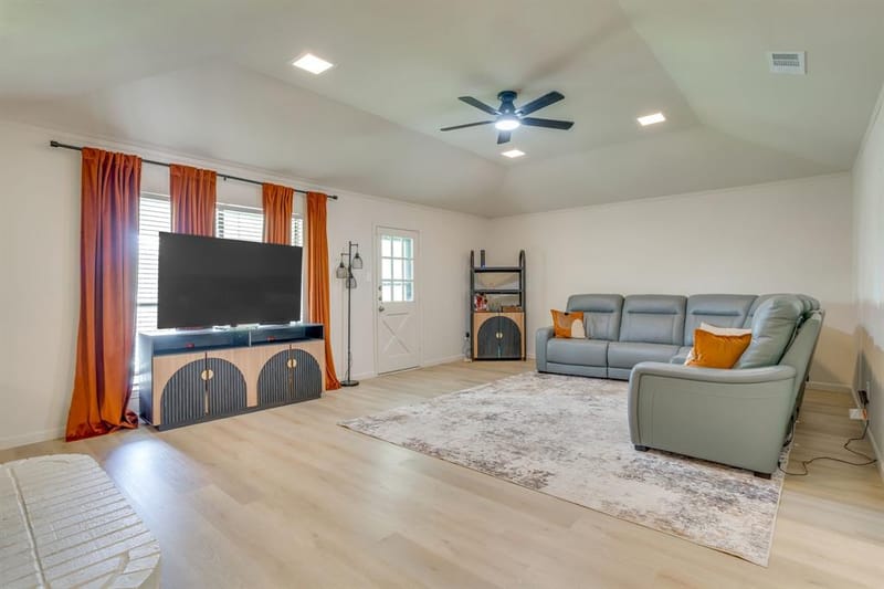 4424 Foxfire Way, Fort Worth TX 76133 - Photo 8