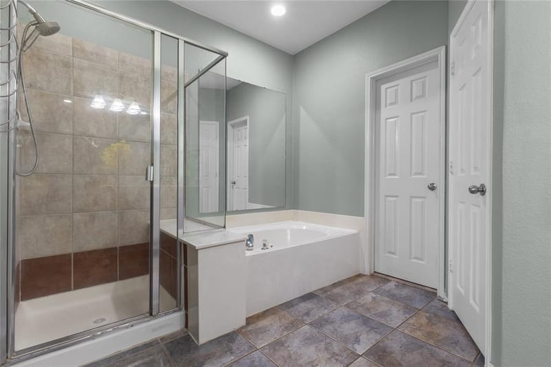 11393 Chaucer Drive, Frisco TX 75035 - Photo 14