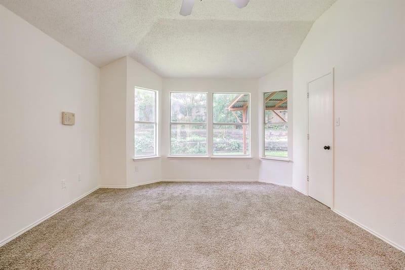 1104 Angel Fire Lane, Arlington TX 76001 - Photo 21