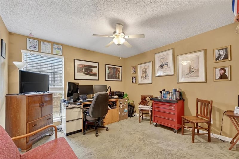 10015 Chimney Hill Lane, Dallas TX 75243 - Photo 28