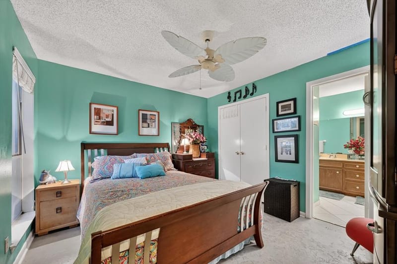 10015 Chimney Hill Lane, Dallas TX 75243 - Photo 25