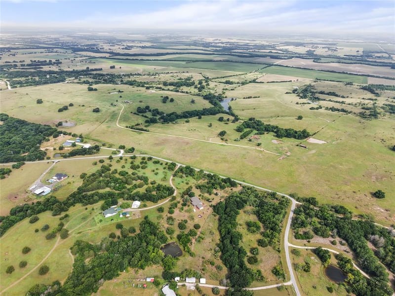 9326 NW County Road 1343, Blooming Grove TX 76626 - Photo 34