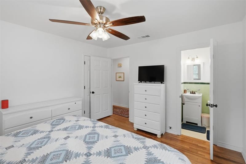 807 Elizabeth Boulevard, Granbury TX 76048 - Photo 19