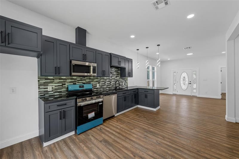 2023 Bosque Boulevard, Waco TX 76707 - Photo 9
