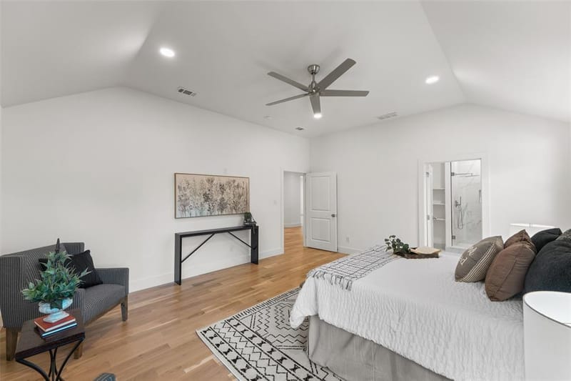 5259 Saint Charles Avenue, Dallas TX 75223 - Photo 15