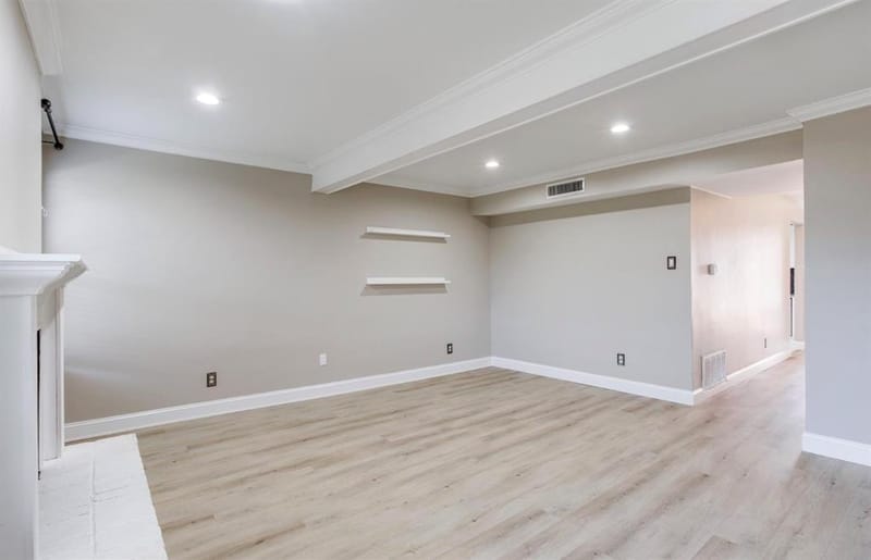 13340 Kit Lane # A4, Dallas TX 75240 - Photo 2