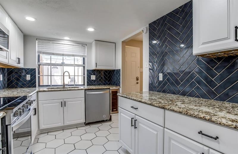 13340 Kit Lane # A4, Dallas TX 75240 - Photo 5