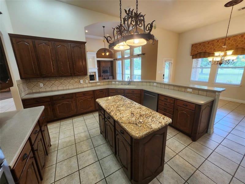 2601 Winthrop Hill Road, Denton TX 76226 - Photo 10