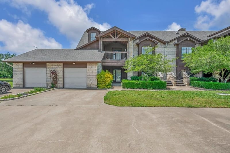 27095 Meadowmore Court # 402, Whitney TX 76692 - Photo 2
