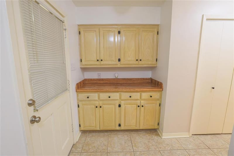 10959 Park Oak Circle, Dallas TX 75228 - Photo 13