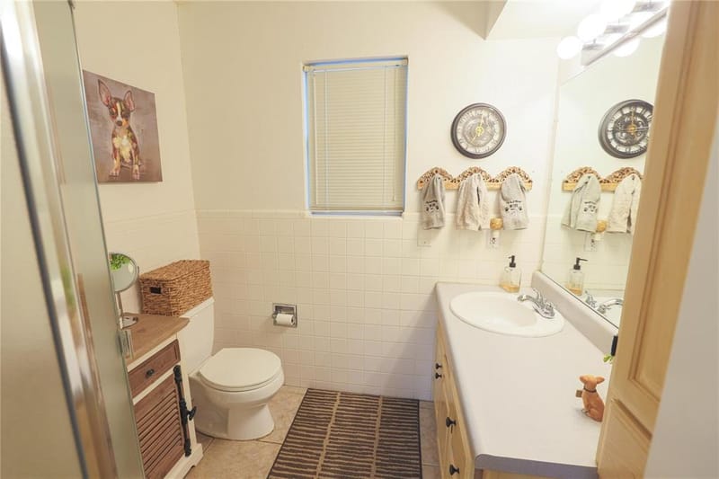 10959 Park Oak Circle, Dallas TX 75228 - Photo 12