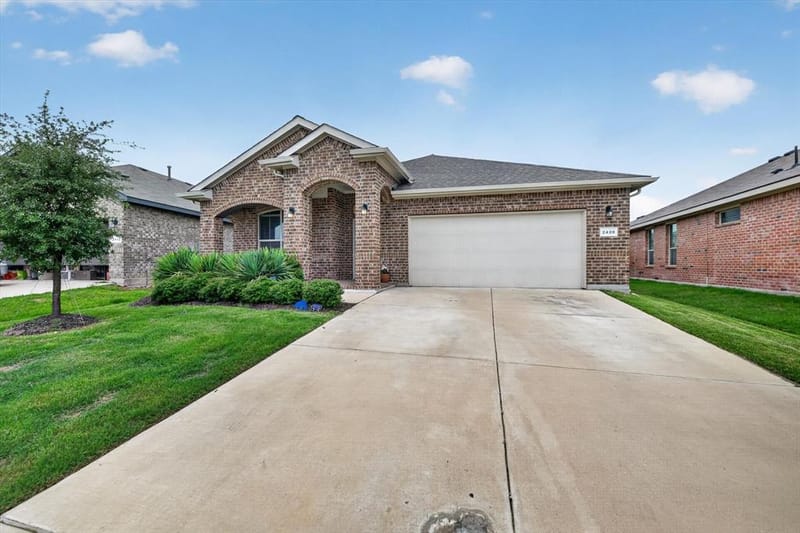 2428 O'Connor Ranch Drive, Weatherford TX 76087 - Photo 3