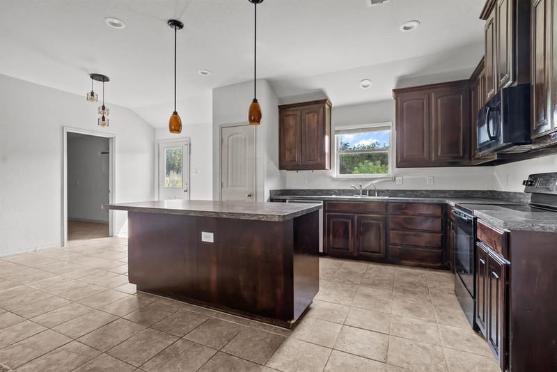 506 Brazos Hills Drive, Weatherford TX 76087 - Photo 6