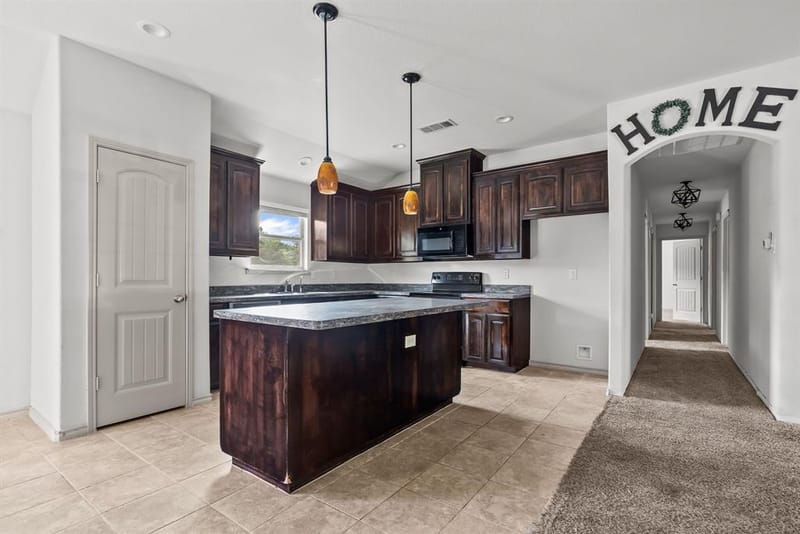 506 Brazos Hills Drive, Weatherford TX 76087 - Photo 8