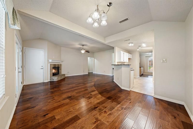 2124 Emerald Oaks, Mesquite TX 75181 - Photo 2