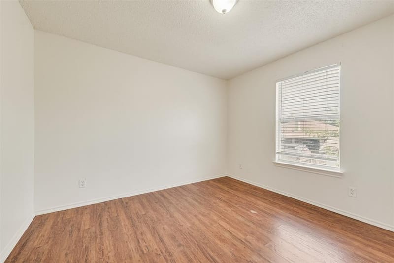 1412 Santa Elena Plaza, Dallas TX 75211 - Photo 13