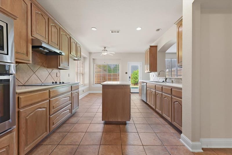 6217 Stewart Boulevard, The Colony TX 75056 - Photo 9