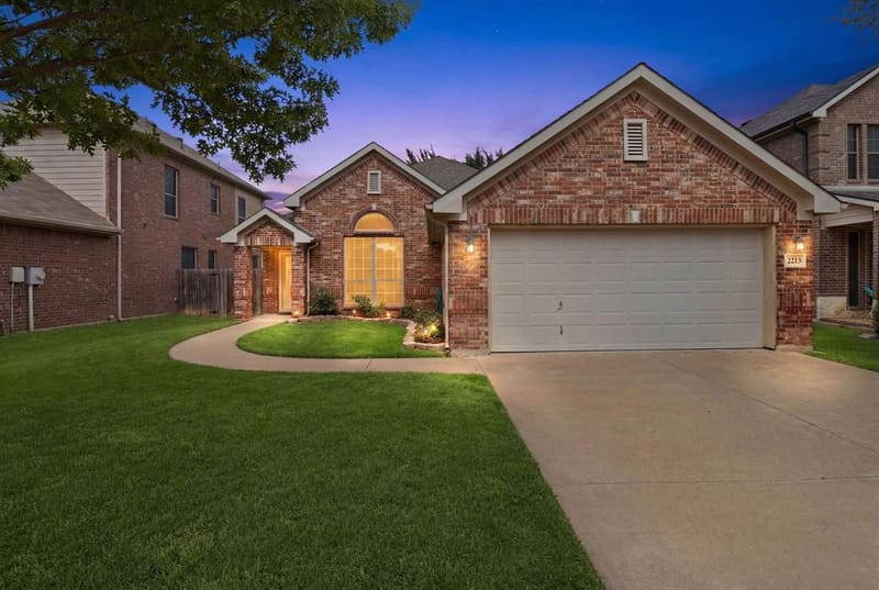 2213 Whitney Drive, Weatherford TX 76087