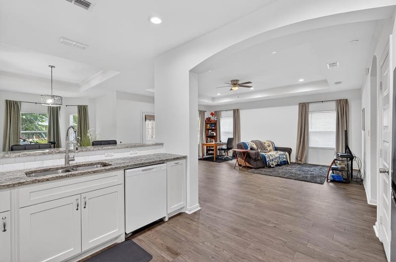 4552 Corregidor Street, Dallas TX 75216 - Photo 22
