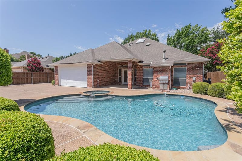 7005 Meadowside Road S, Fort Worth TX 76132 - Photo 2