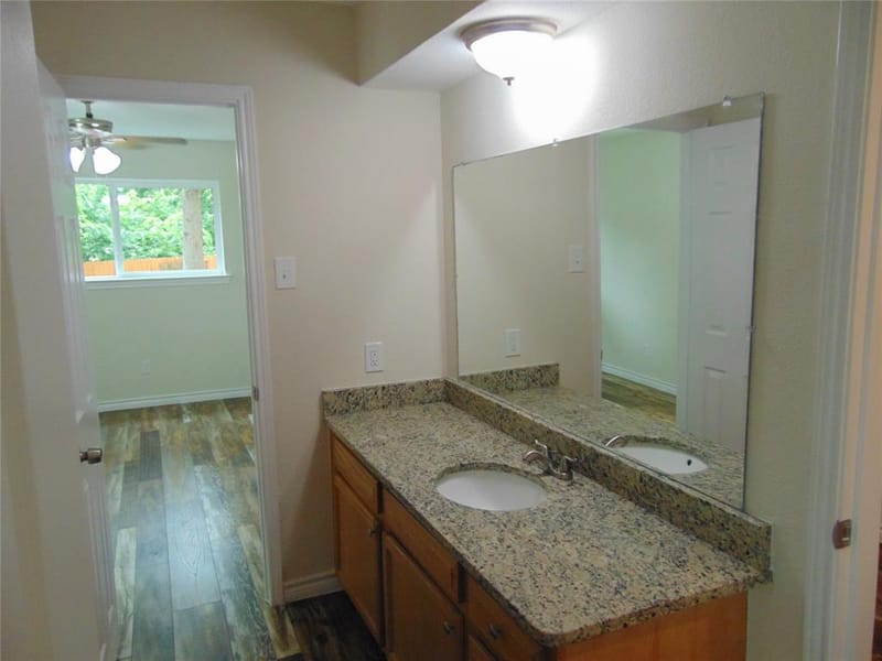2714 Country Club Parkway, Garland TX 75043 - Photo 17