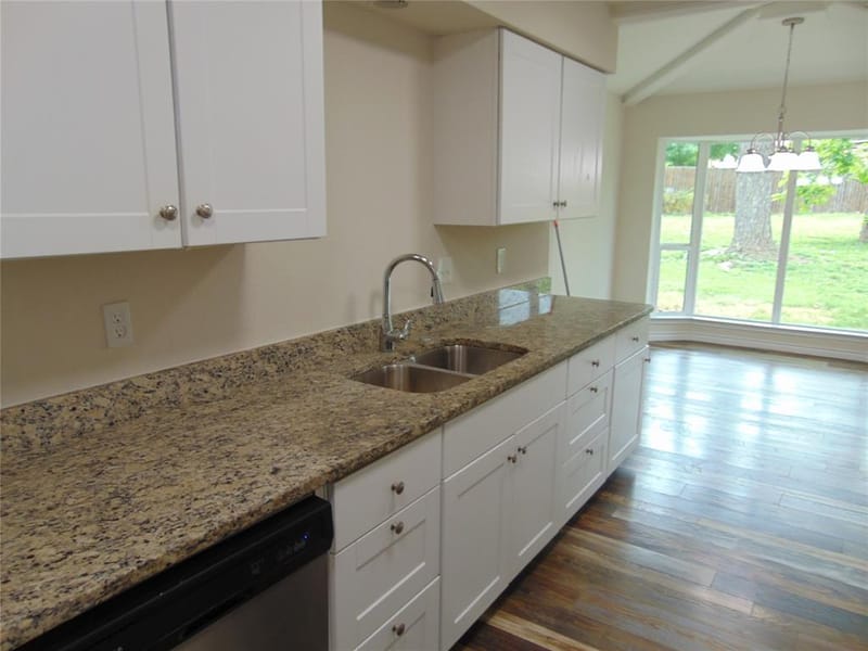 2714 Country Club Parkway, Garland TX 75043 - Photo 12