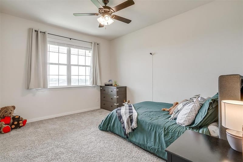 340 Sanger Drive, Springtown TX 76082 - Photo 25