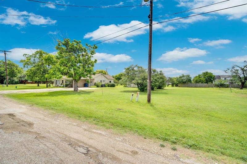 508 E Henderson Street, Itasca TX 76055 - Photo 6
