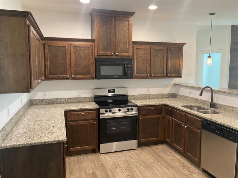 4811 Henry Street, Greenville TX 75401 - Photo 6