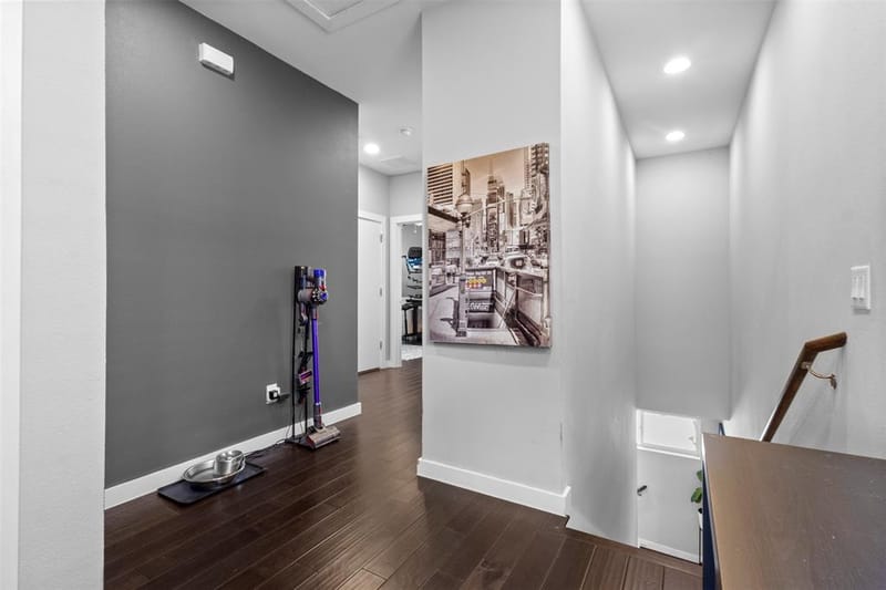 1011 Gallivant Lane, Dallas TX 75218 - Photo 19