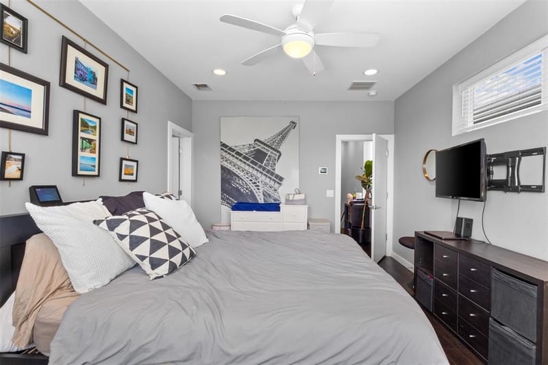 1011 Gallivant Lane, Dallas TX 75218 - Photo 21