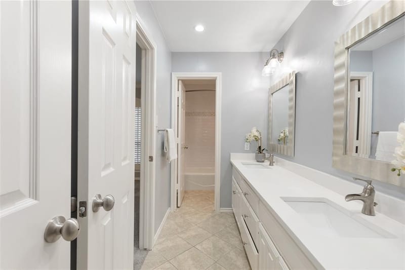 9604 Robin Meadow Drive, Dallas TX 75243 - Photo 22