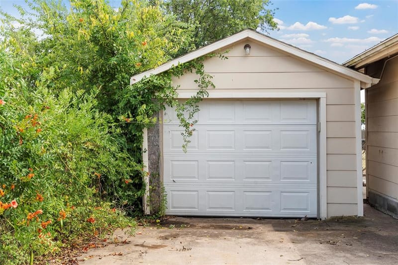 1306 W 11th Street, McGregor TX 76657 - Photo 3