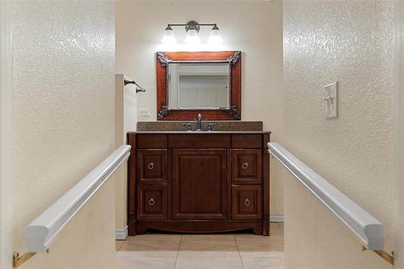 1306 W 11th Street, McGregor TX 76657 - Photo 18