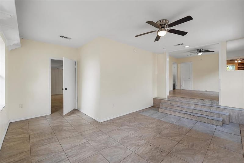 1306 W 11th Street, McGregor TX 76657 - Photo 15