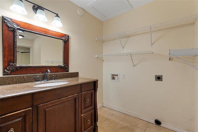 1306 W 11th Street, McGregor TX 76657 - Photo 19