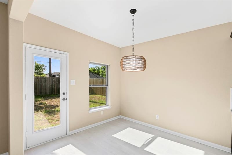 1516 Kinglet Street, DeSoto TX 75115 - Photo 6