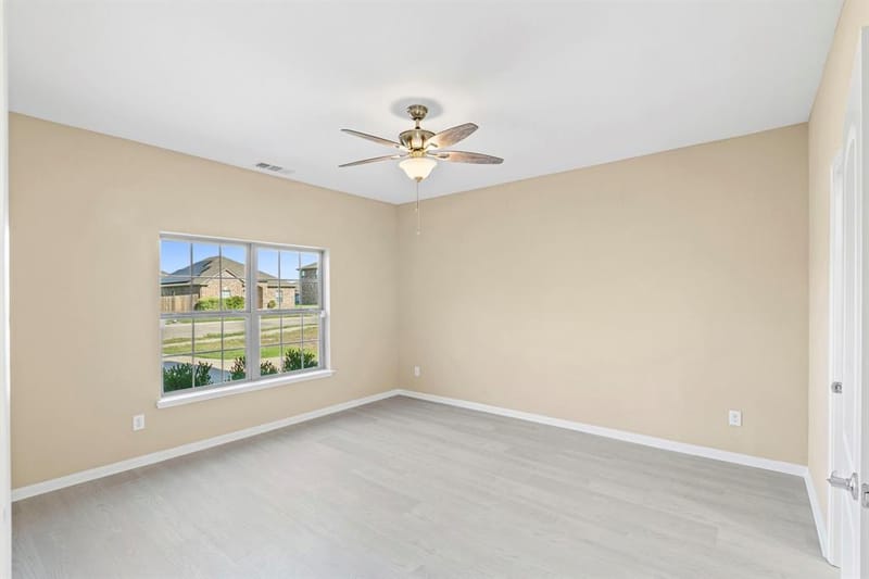 1516 Kinglet Street, DeSoto TX 75115 - Photo 10