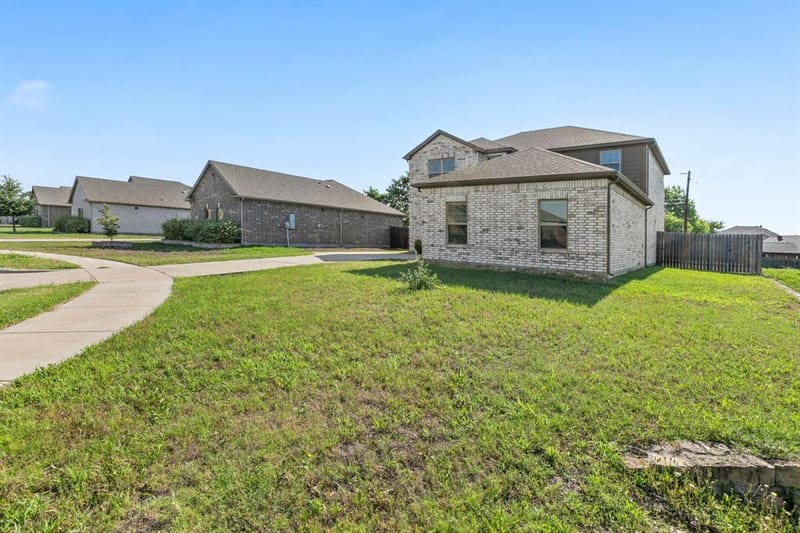 1516 Kinglet Street, DeSoto TX 75115 - Photo 33