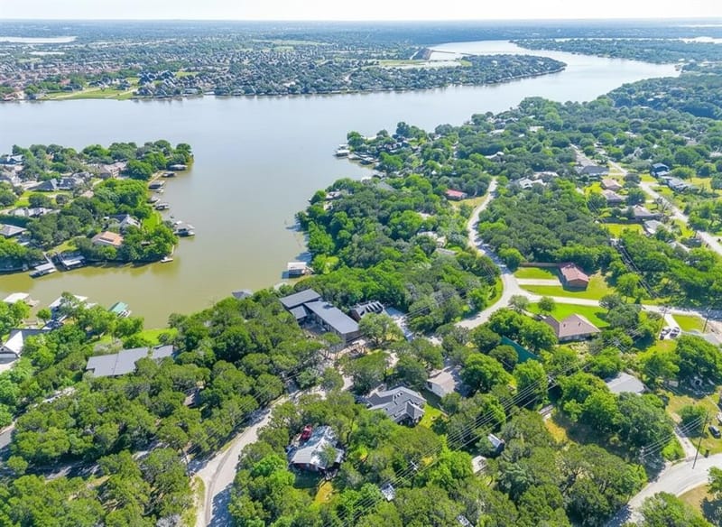 228 Rock Harbor Drive, Granbury TX 76048 - Photo 37