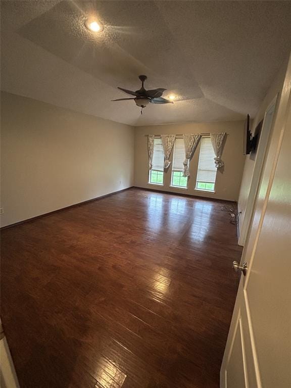 601 Highland Oaks Street, Mount Vernon TX 75457 - Photo 14