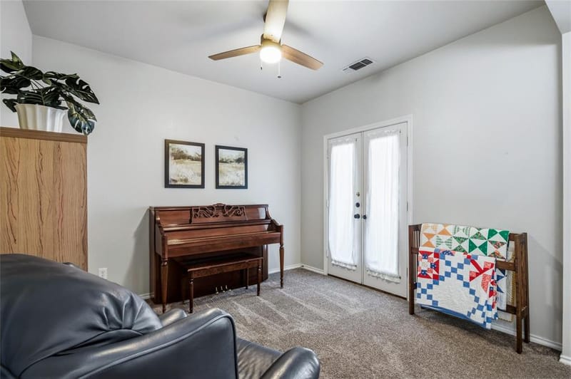 8612 Falcon Crest Drive, McKinney TX 75072 - Photo 6