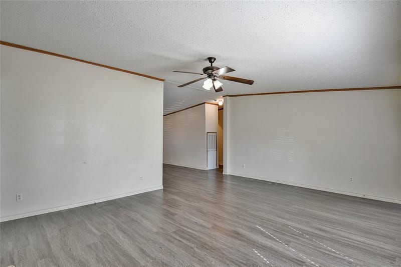 5420 Water View Drive, Granbury TX 76048 - Photo 7
